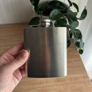 Williams Sonoma Flask, stainless steel